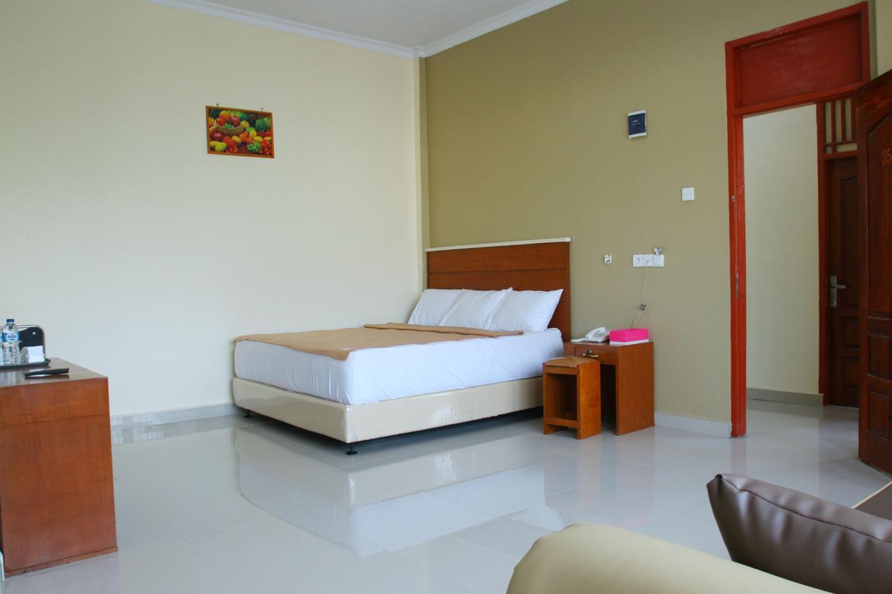 Minang Jaya Hotel Syariah Lubukalung Bagian luar foto